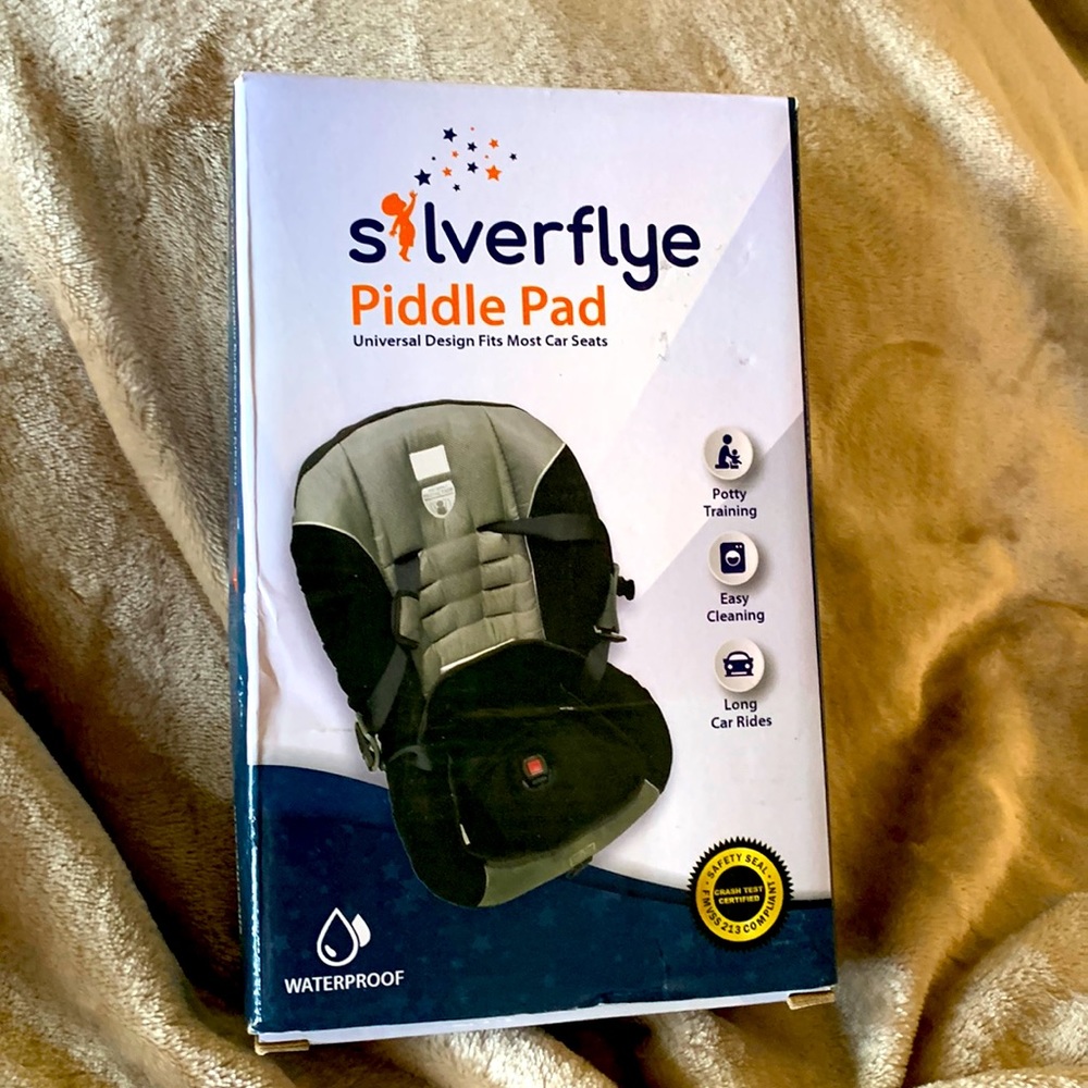 Silverflye Piddle Pad New in Box